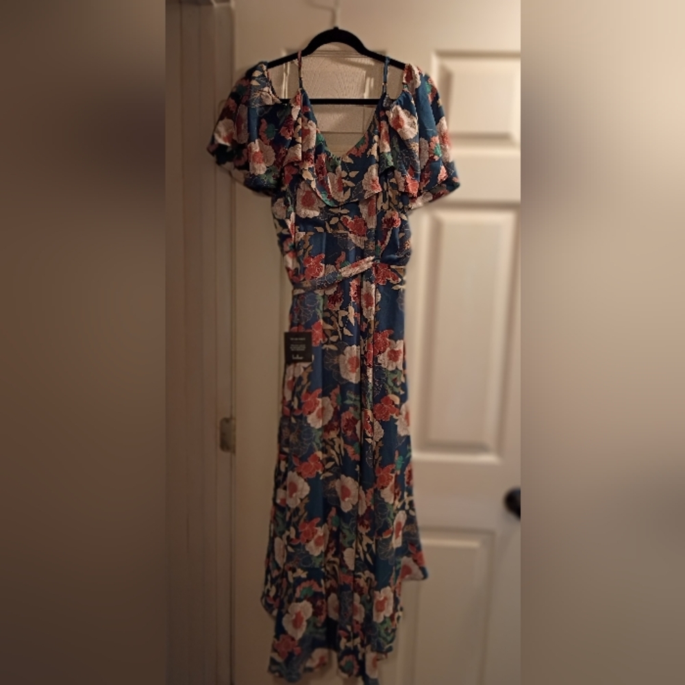 NWT Lulu's Floral Of Shoulder Chiffon Wrap Dress